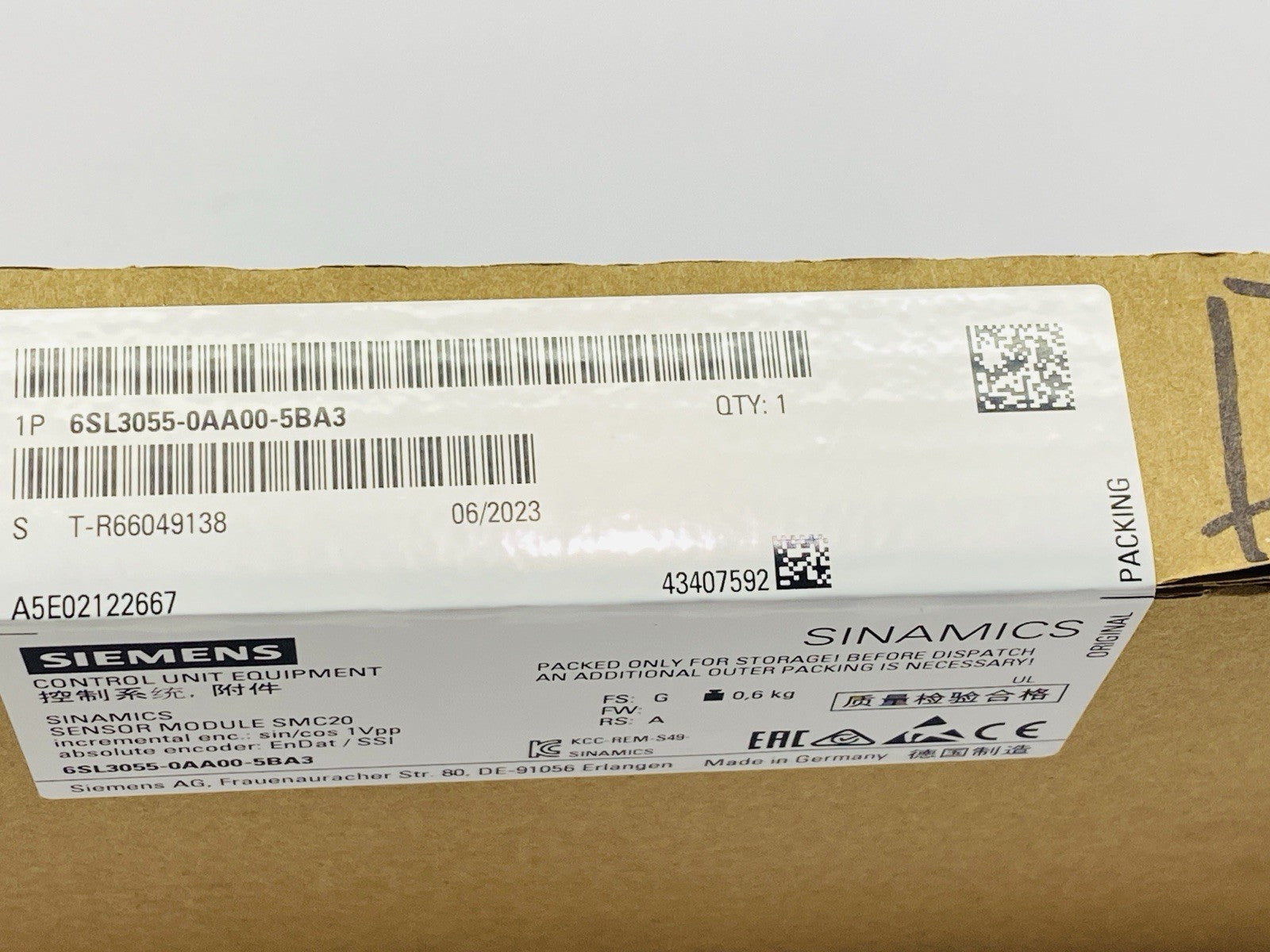Siemens 6SL3055-0AA00-5BA3 SINAMICS S120 Sensor Module SMC20 - Maverick Industrial Sales