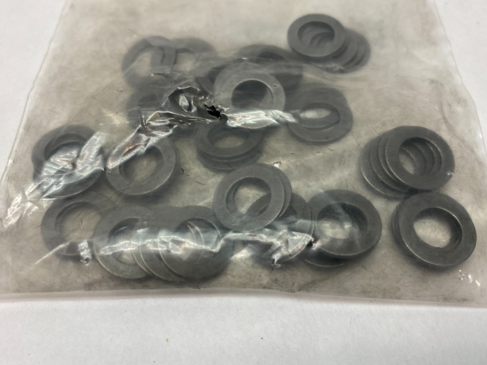 07522-0915100 | Norelem Shim Ring DIN988, D1=9, D2=15, PKG OF 100 - New - Maverick Industrial Sales