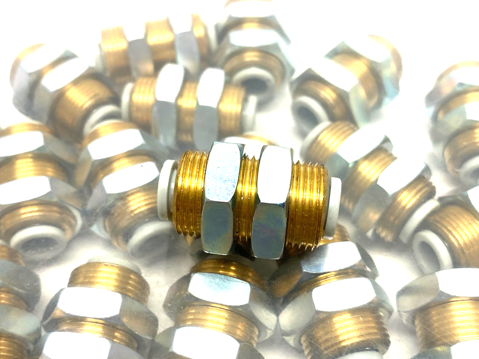 KQ2E06-00A | SMC Push-to-Connect Straight Bulkhead Union Fitting 6mm LOT OF 22 - New – Open box - Maverick Industrial Sales