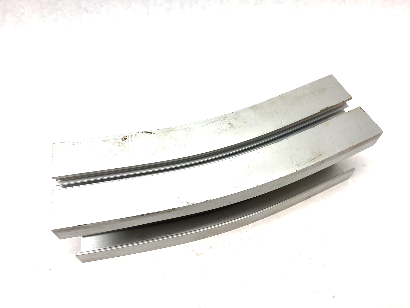 FlexLink XBBV 15A85R400, Aluminum Profile 15 Deg. Vertical Conveyor Bend, X85 - Maverick Industrial Sales