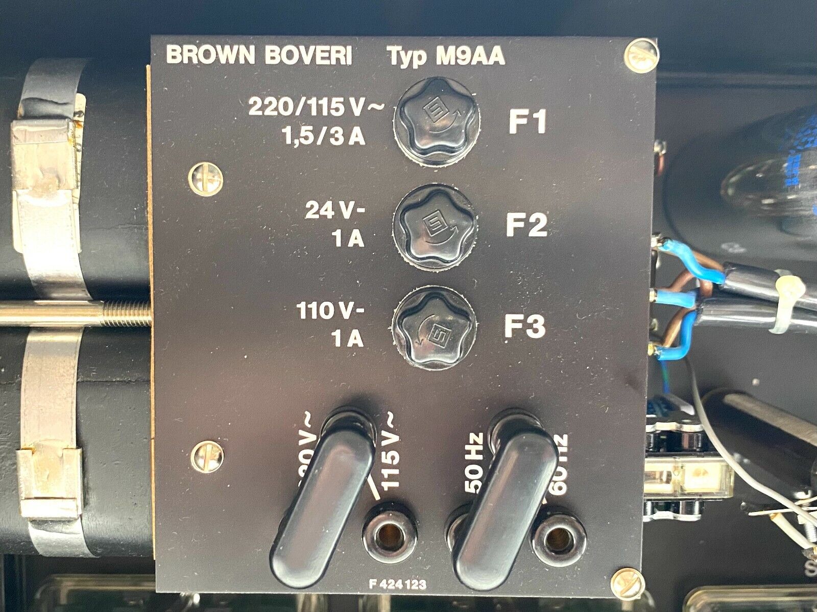 BBC Brown Boveri F 100904 R1 HE810657-318/2 M9AAa - Maverick Industrial Sales