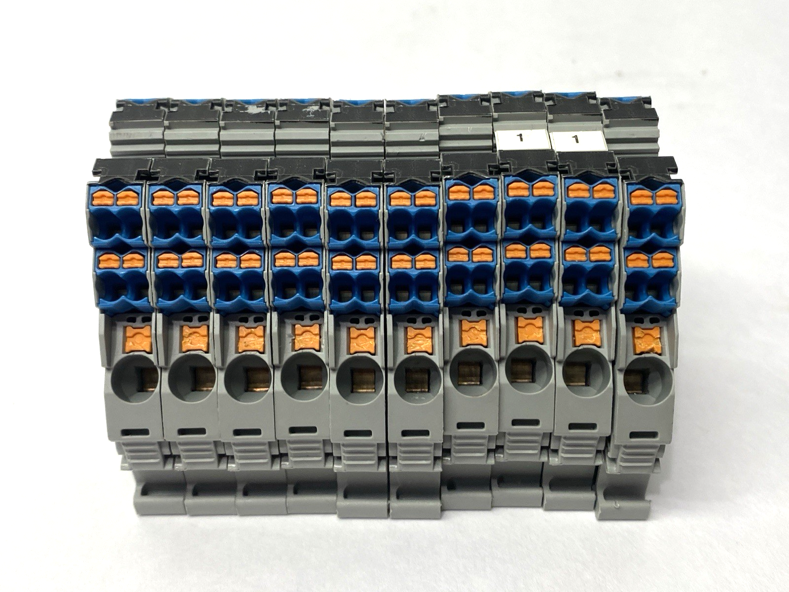 PTRVB 4-FI /BU | Phoenix Contact Potential Distributors 3270221 LOT OF 10 - Used - Maverick Industrial Sales