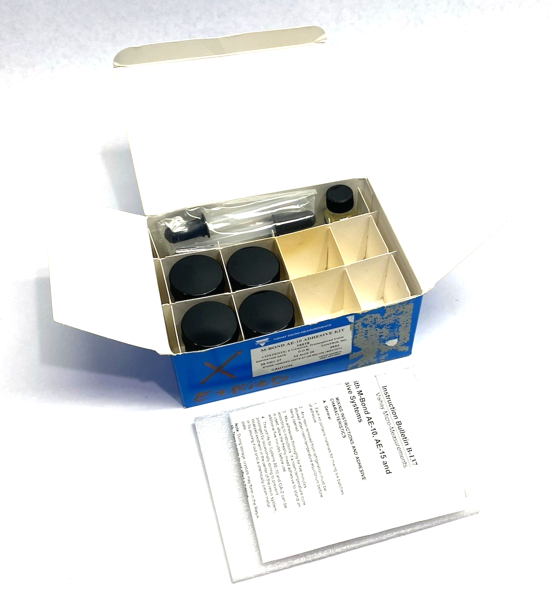 Vishay 15578 M-Bond AE-10 Adhesive Kit EXPIRED DECEMBER 2007 - Maverick Industrial Sales