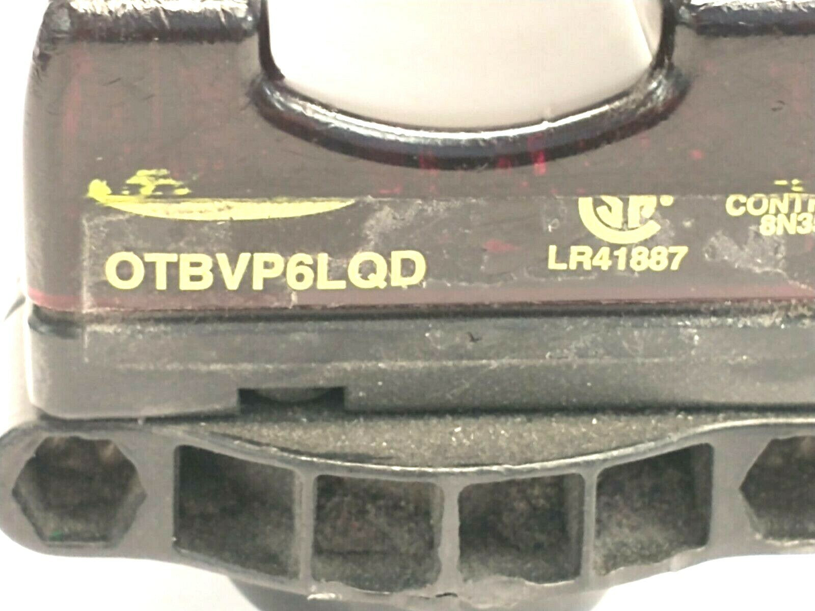 Banner OTBVP6LQD Momentary Optical Touch Button w/ Mounting Bracket 10-30VDC - Used - Maverick Industrial Sales