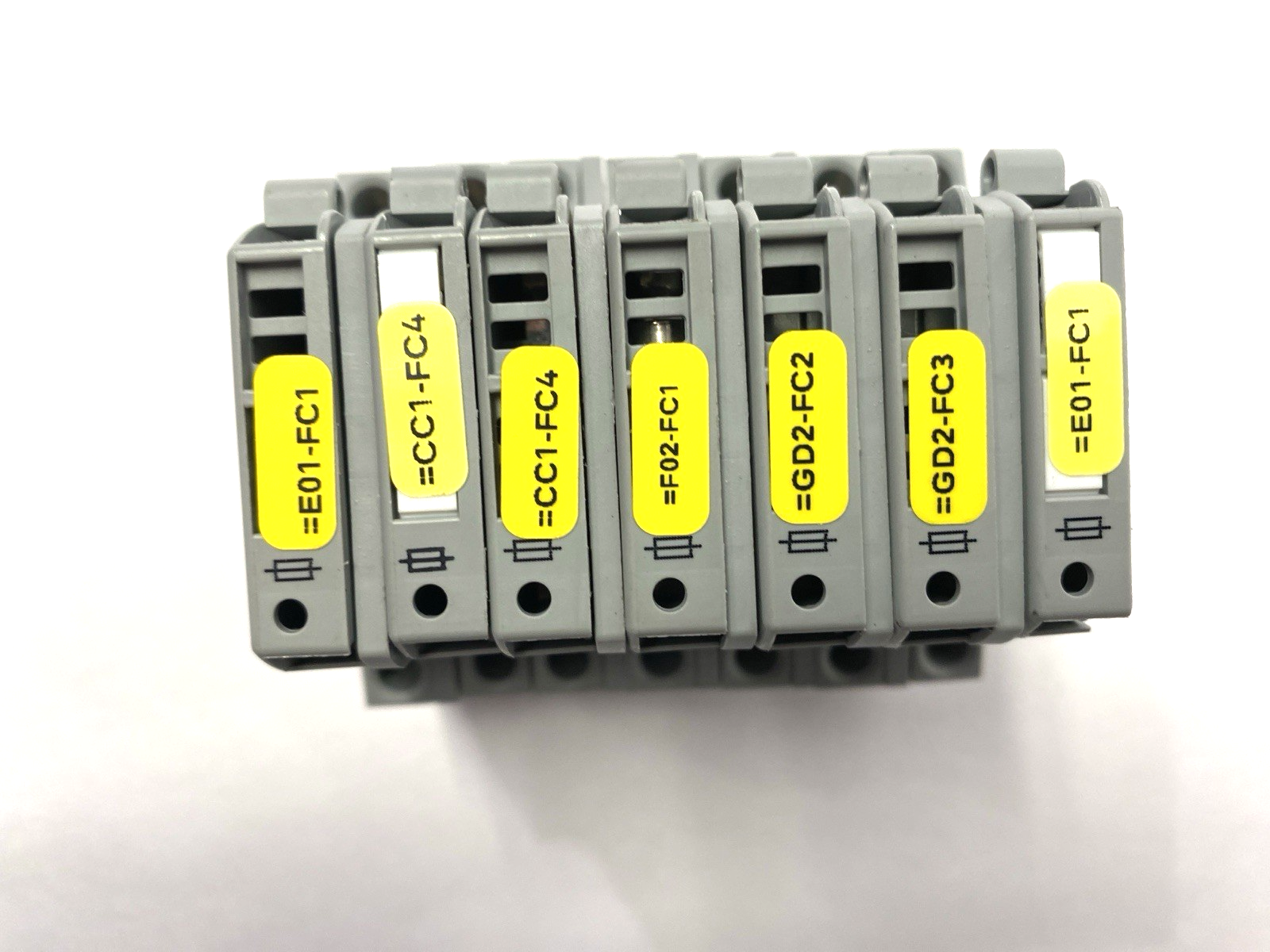 281-611 | Wago Fuse Terminal Block 2-Conductor w/ Fuse Holder LOT OF 7- Used - Maverick Industrial Sales