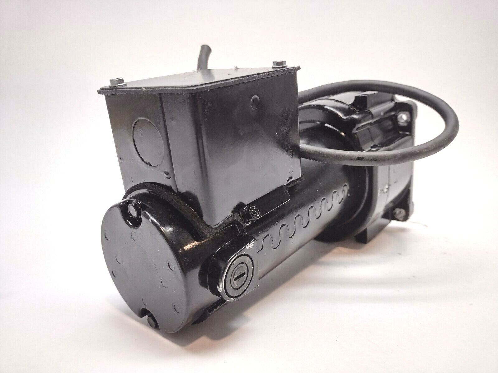 Leeson 985.612F Parallel Shaft Gearmotor M1125070.00 90VDC 1.4A 31 RPM 1/8 HP - Maverick Industrial Sales