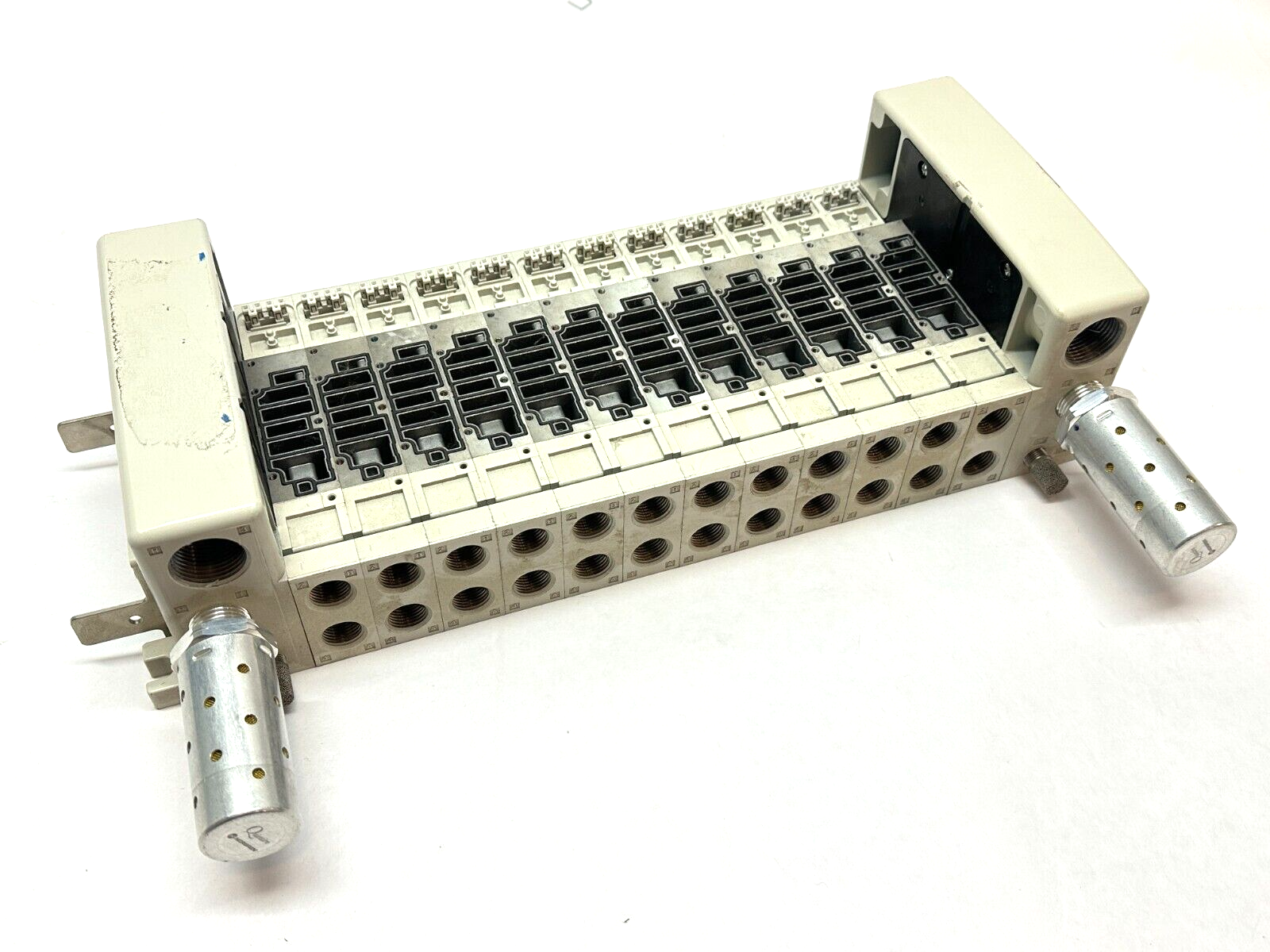 SMC VQ4000 Base Mount Pneumatic Manifold 12-Station 3/8" NPT 4512-01PE-ASSY - Maverick Industrial Sales