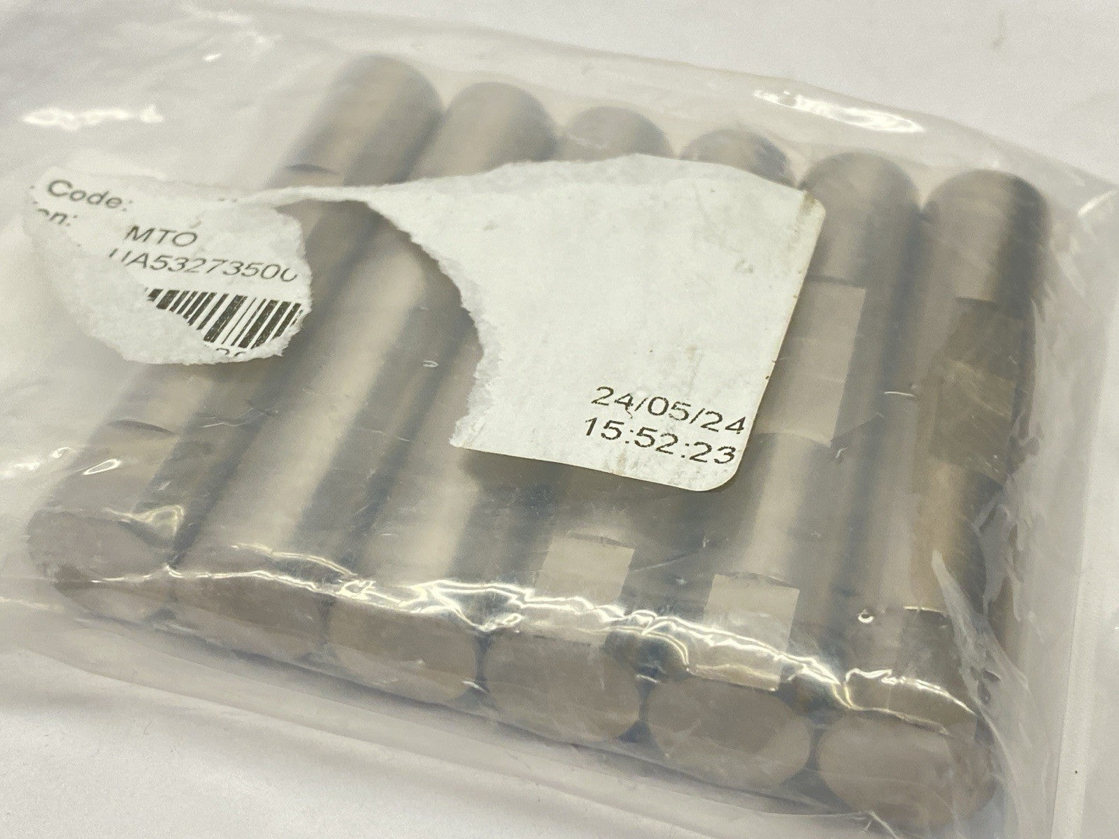PSFRAA-D15-L82-WFC0-J12-W25-V26 | MiSUMi Rotary Shafts 15mm Dia 82mm L LOT OF 6 - New - Maverick Industrial Sales