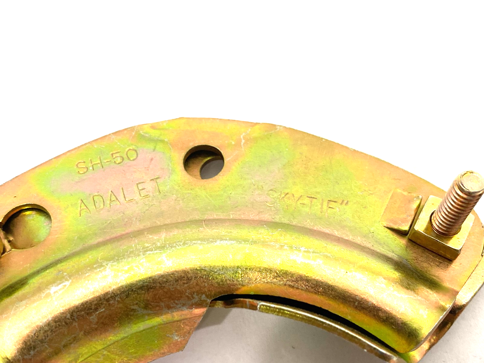 SH-50 | Adalet Sky Tie 1/2" to 3/4" Bus Drop Cable Clamp - New – Open box - Maverick Industrial Sales