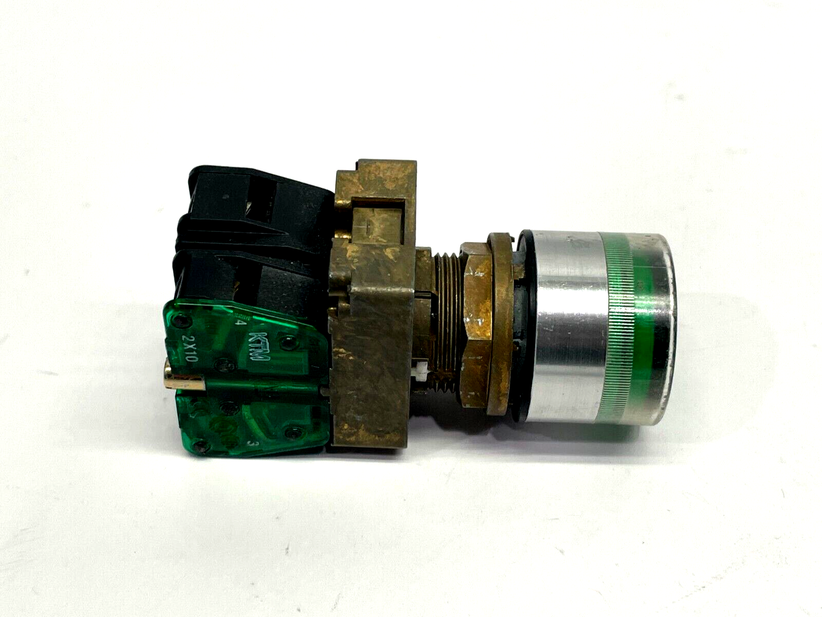 Allen Bradley 800E Series Pushbutton Switch Green - Maverick Industrial Sales