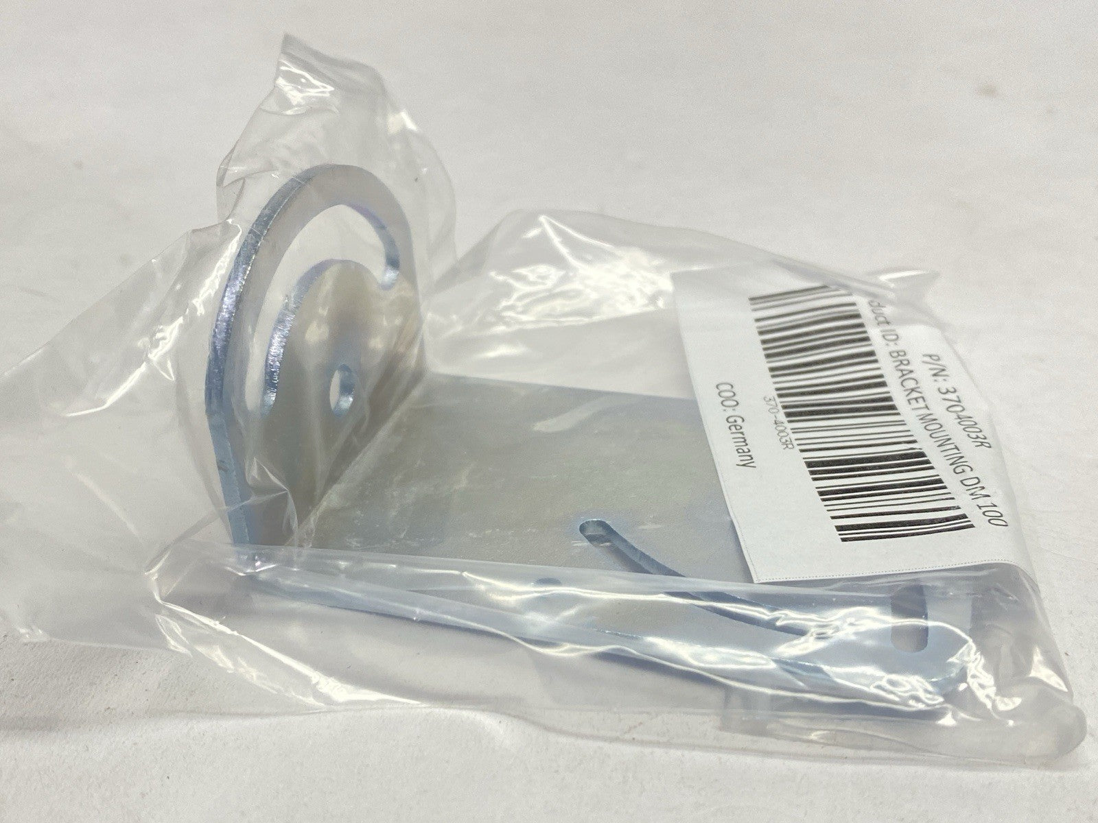 823-0111-1R | Cognex Mounting Bracket DM 100 - New - Maverick Industrial Sales