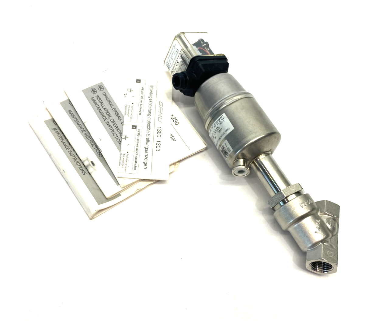 GEMÜ 550 15D 137 512G1RD403 Angle Seat Globe Valve 2/2-Way Body 88350177 - Maverick Industrial Sales