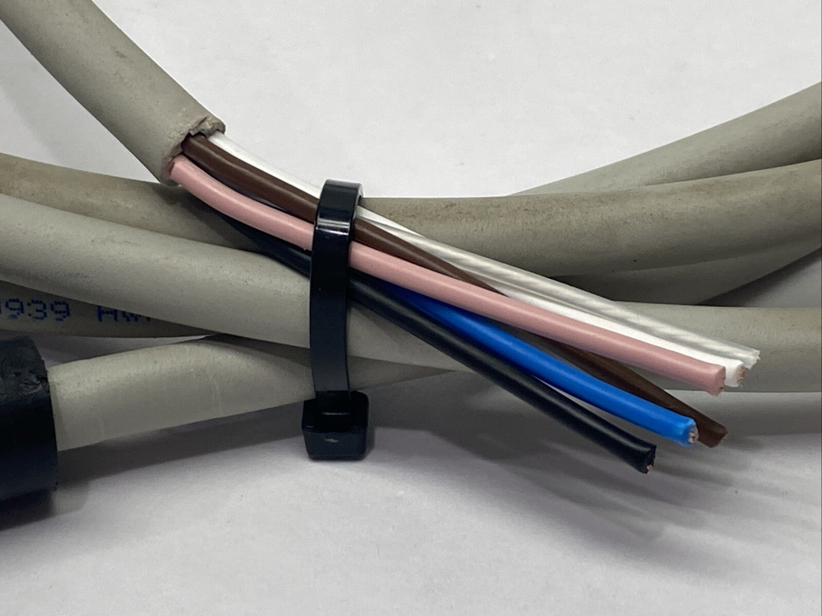 Pepperl+Fuchs V15L-G-3M-PUR-U-V15L-G Connection Cable M12 5-Pin 308596 - Maverick Industrial Sales