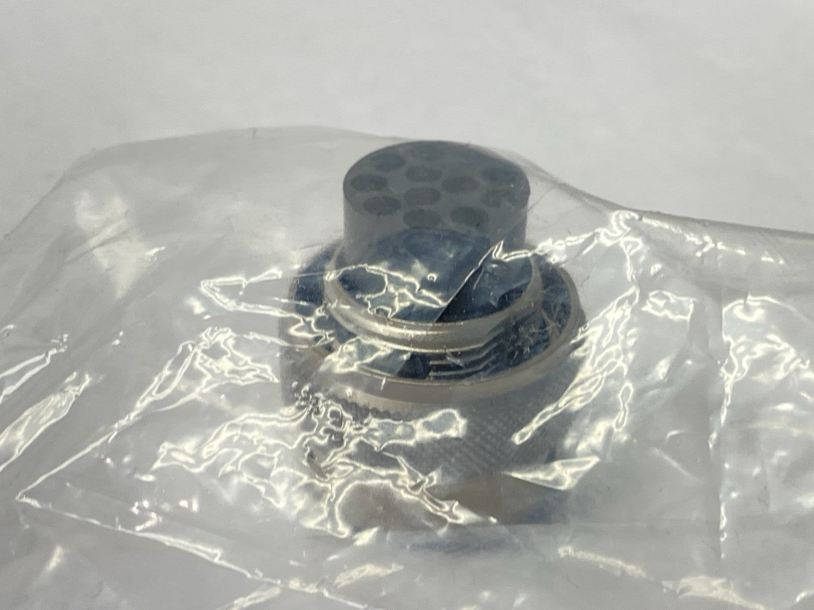 UT0614-12PH | Eaton Souriau-Sunbank 12-Position Circular Connector Plug Housing - New - Maverick Industrial Sales