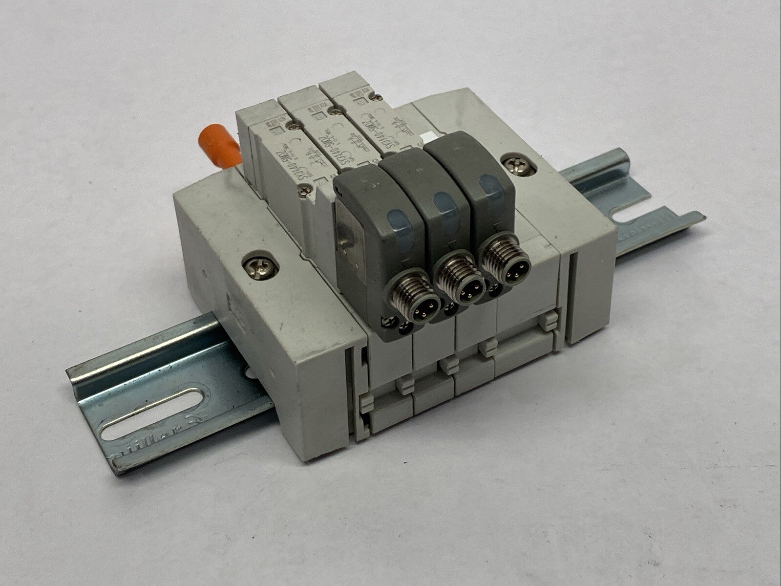 SMC SS5Y3-60-03U Cassette Style Manifold 3 Station w/ SY3140-5WOZ Solenoid Valve - Maverick Industrial Sales