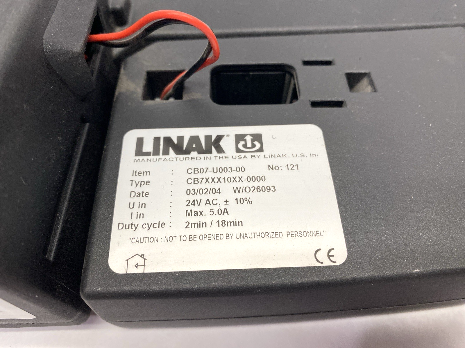 LA31-U078-00 | Linak Careline Linear Actuator w/ CB07-U0030-00 Control Box - For parts or not working - Maverick Industrial Sales