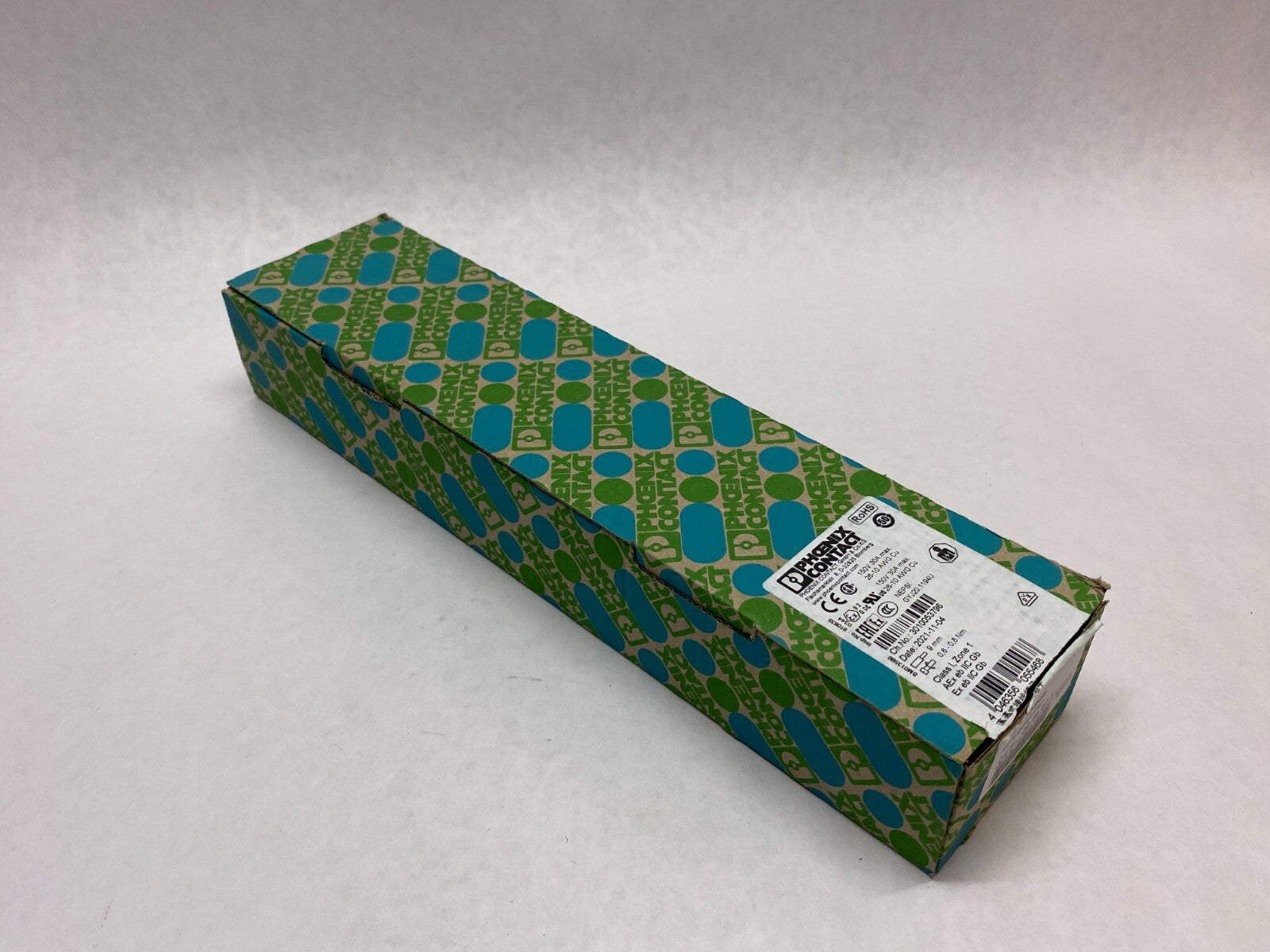 Phoenix Contact UT 4-QUATTRO Feed-Through Terminal Block 3044571 BOX OF 50 - Maverick Industrial Sales