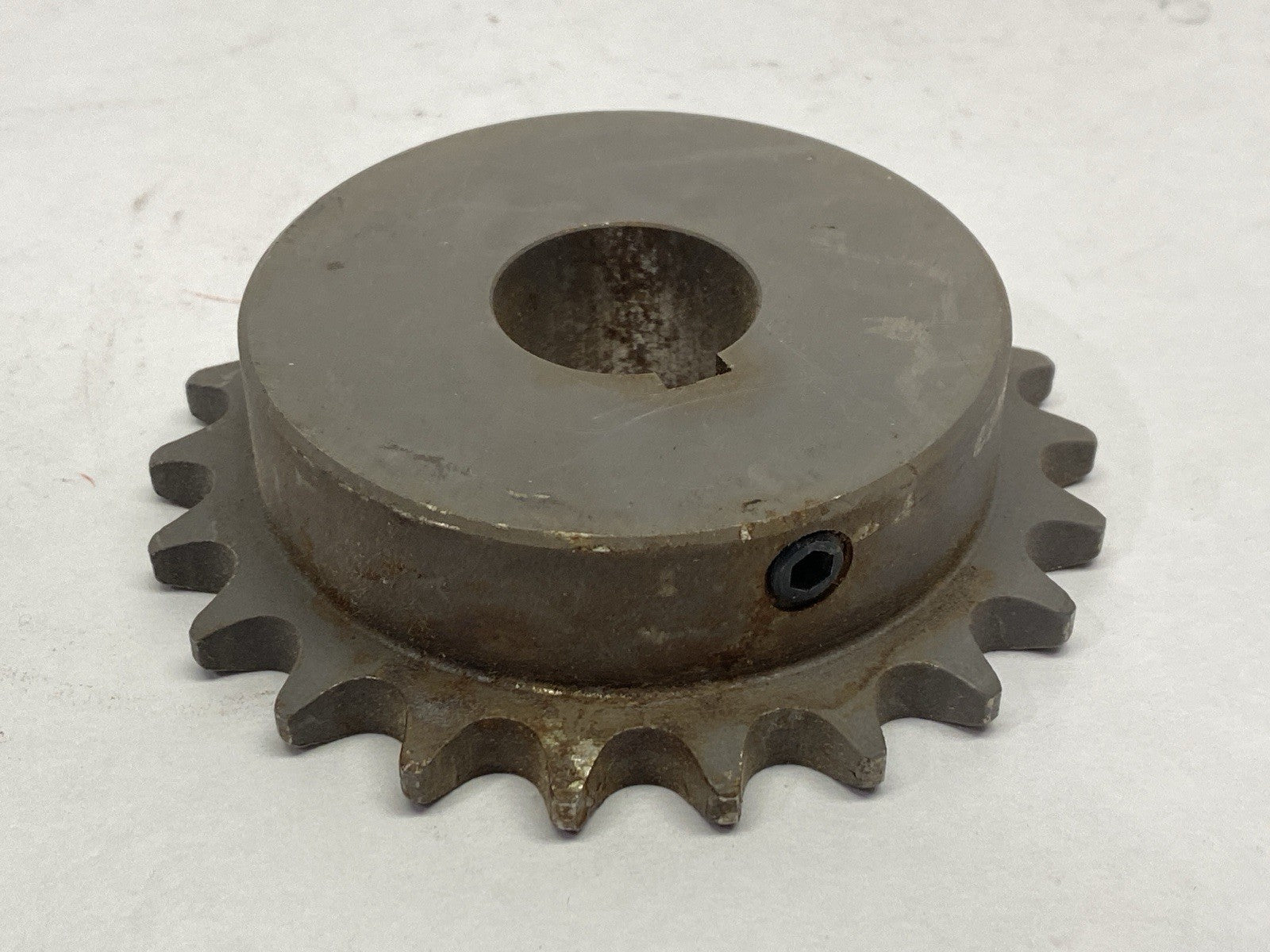 4022X1 Roller Chain Sprocket 22 Teeth 1" Bore 1/4" Key - Used - Maverick Industrial Sales
