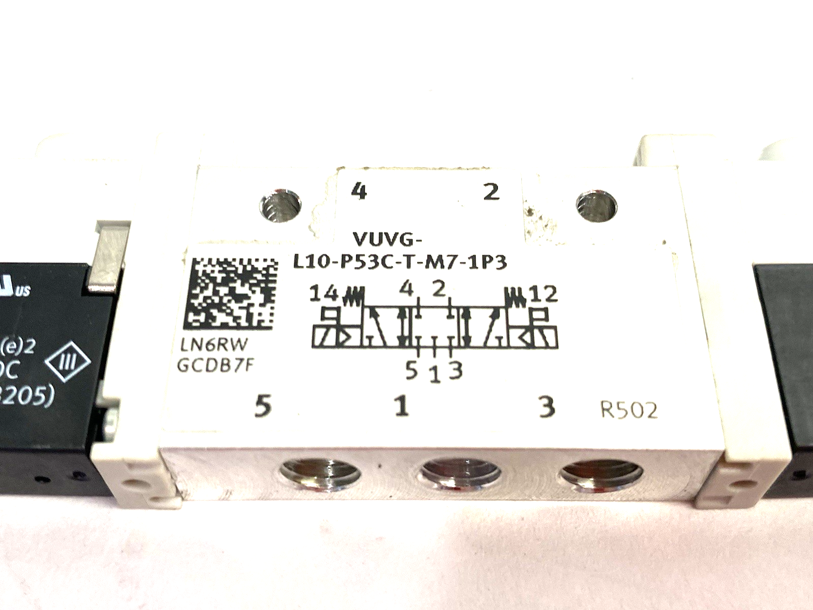 VUVG-L10-P53C-T-M7-1P3 | Festo Air Pilot Control Solenoid Valve 5/3 Closed 566476 - Used - Maverick Industrial Sales