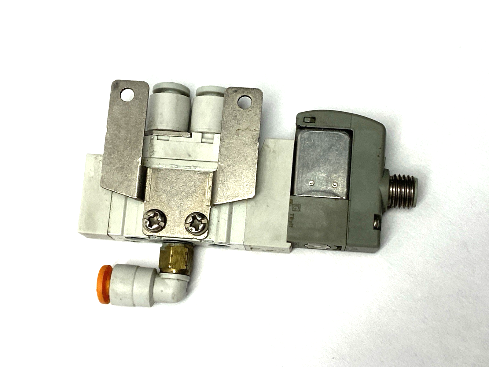 SY3120-5W0Z-C4-F2 | SMC Pneumatic Solenoid Valve 5 Port M8 24VDC - Used - Maverick Industrial Sales