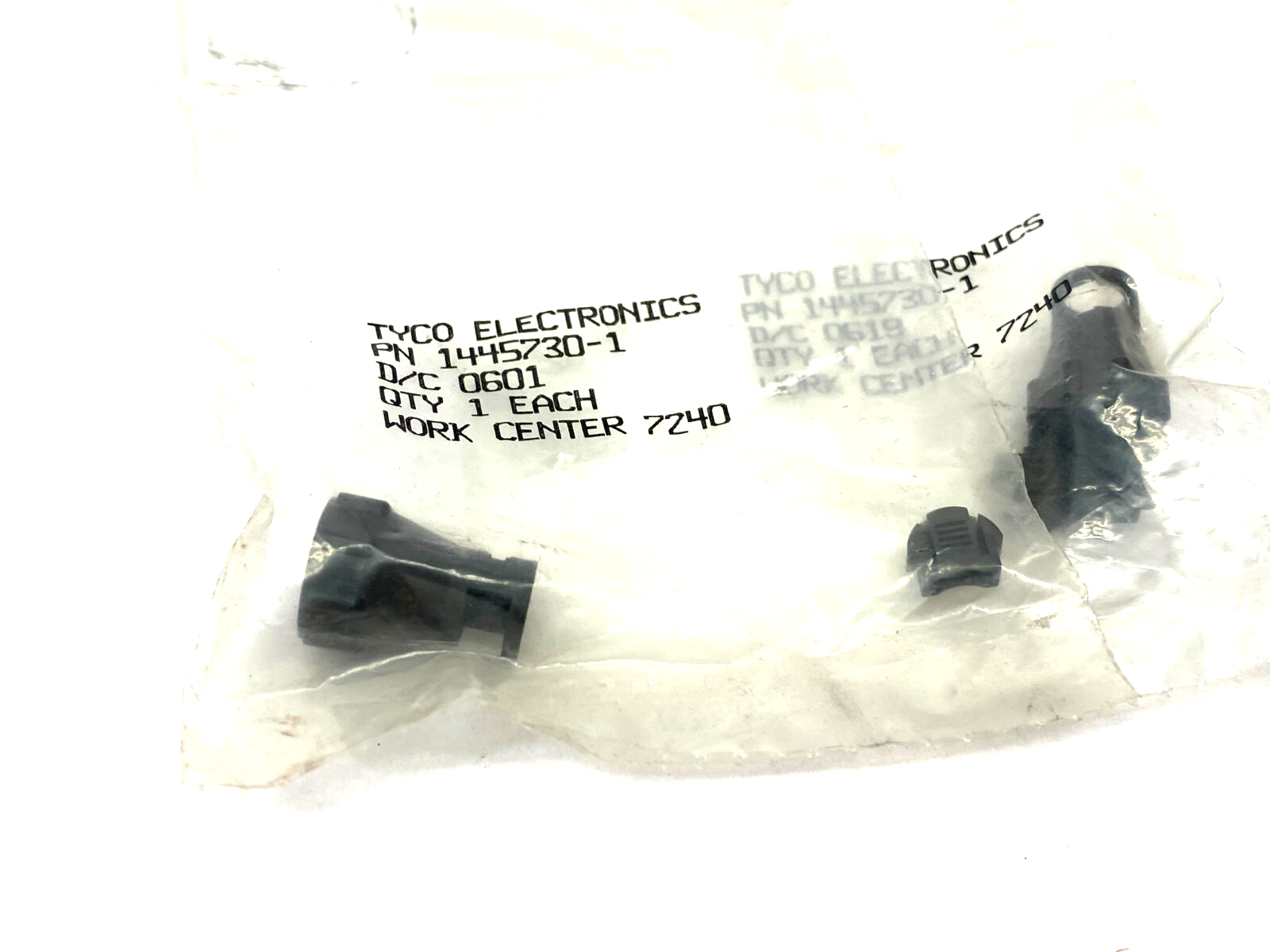 Tyco Electronics 1445730-1 Cable Clamp Backshell 1/2-20 UNF-2A 8 LOT OF 2 - Maverick Industrial Sales