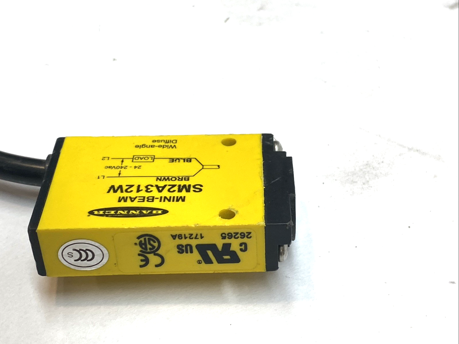 SM2A312W | Banner Mini-Beam Photoelectric Sensor 24–240 VAC Diffuse 130mm - Used - Maverick Industrial Sales