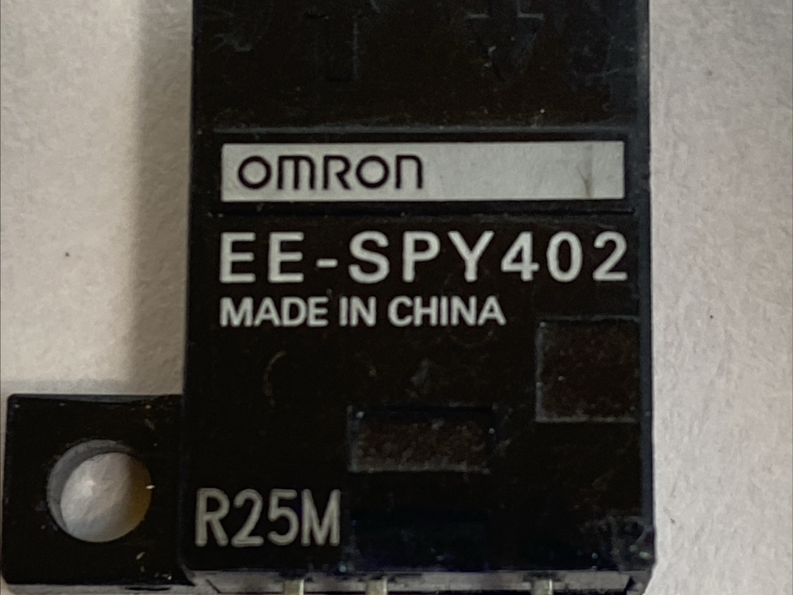 EE-SPY402 | Omron EE‑SPY402 Reflective Photomicrosensor 5mm NPN 5‑24V Vertical - Used - Maverick Industrial Sales