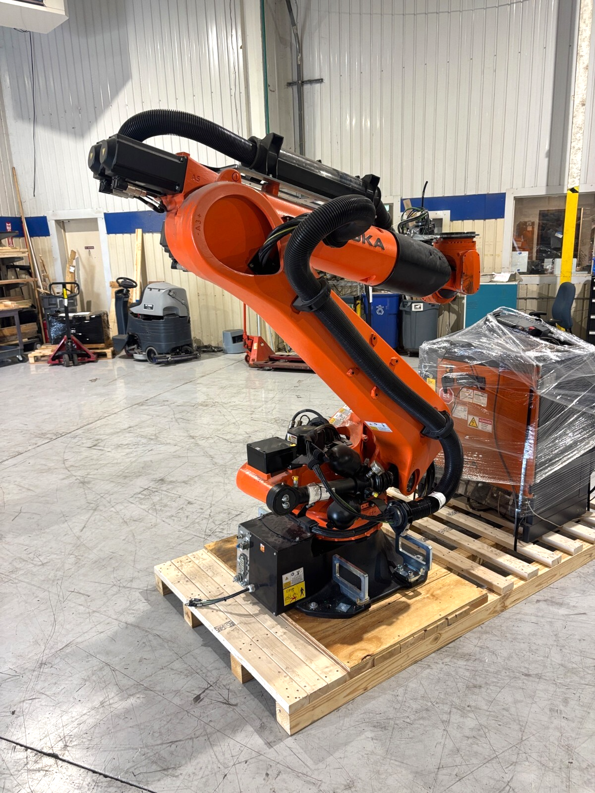 KR210 R3100-2/FLR | Kuka KR 210 R3100-2 / FLR Robot System w/ KR C4 NA UL Cabinet Controller, 2021- Used - Maverick Industrial Sales
