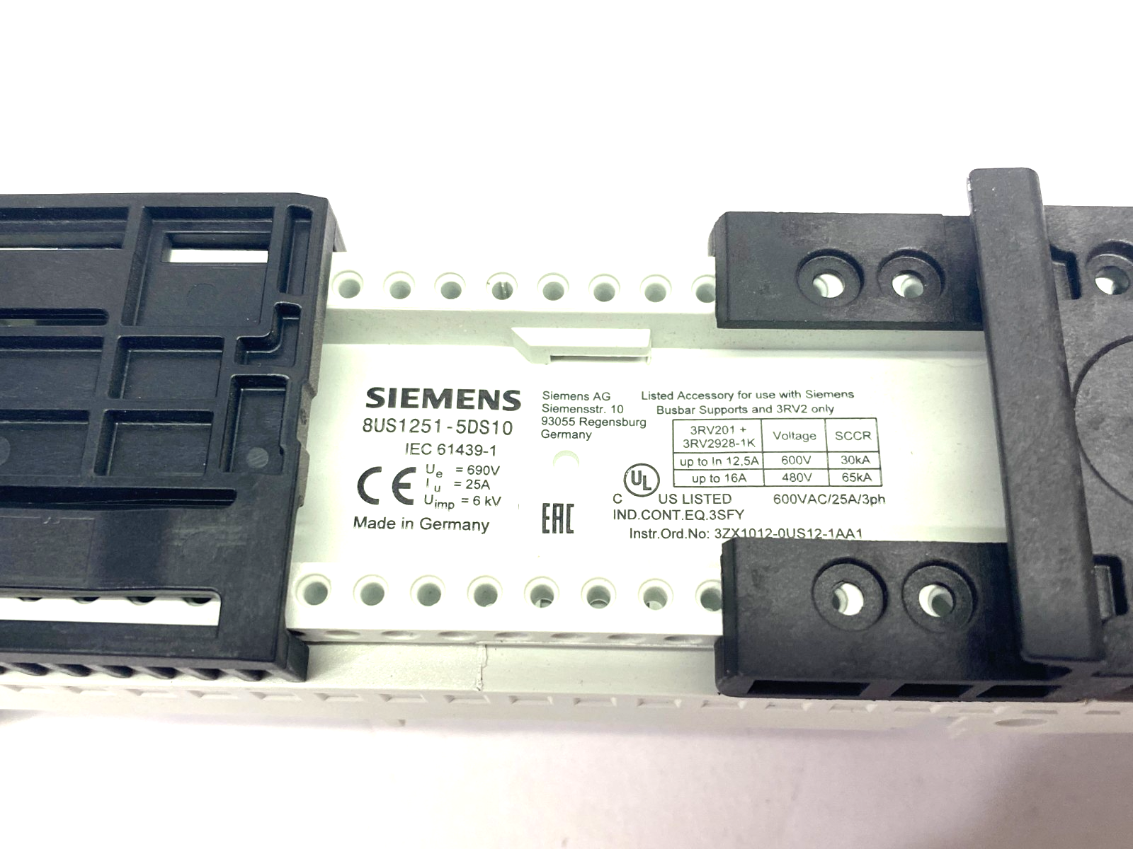 Siemens 8US1251-5DS10 Device Adapter S00/S0, 25A, for 60mm Busbar System - Maverick Industrial Sales