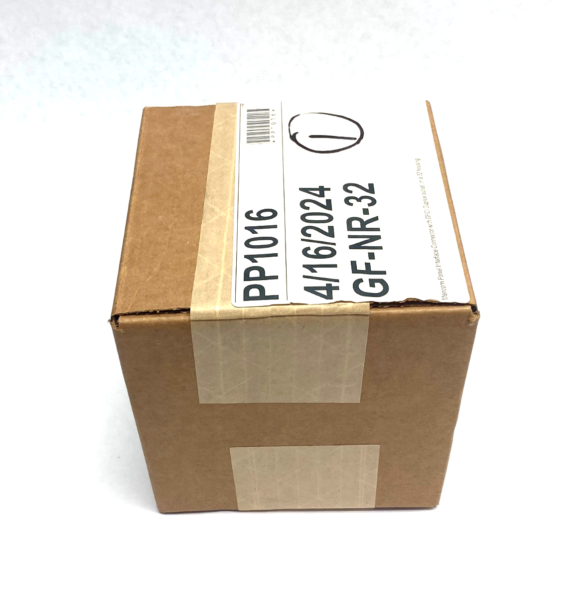Mencom GF-NR-32 Panel Interface Connector w/ GFCI Duplex outlet SZ32 - Maverick Industrial Sales