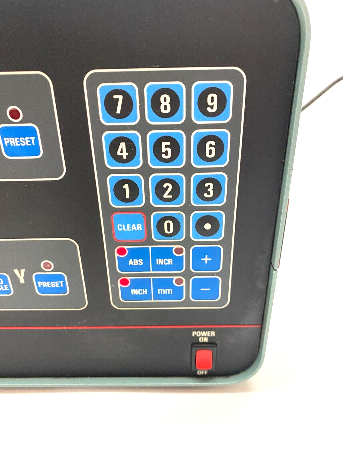 Acu-Rite III 387597 4000 Dual-Axis Digital Readout System 115V 50/60Hz 0.5A - Maverick Industrial Sales