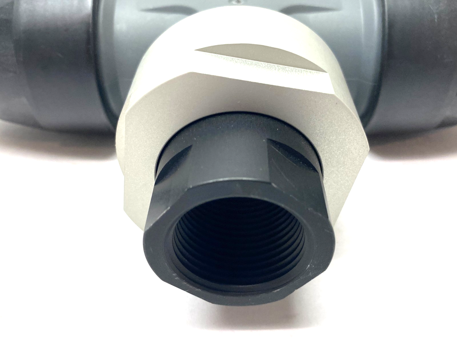2811400580 | Airnet Equal Pipe Socket Fitting to Female NPT DN40 1-1/2" - Maverick Industrial Sales