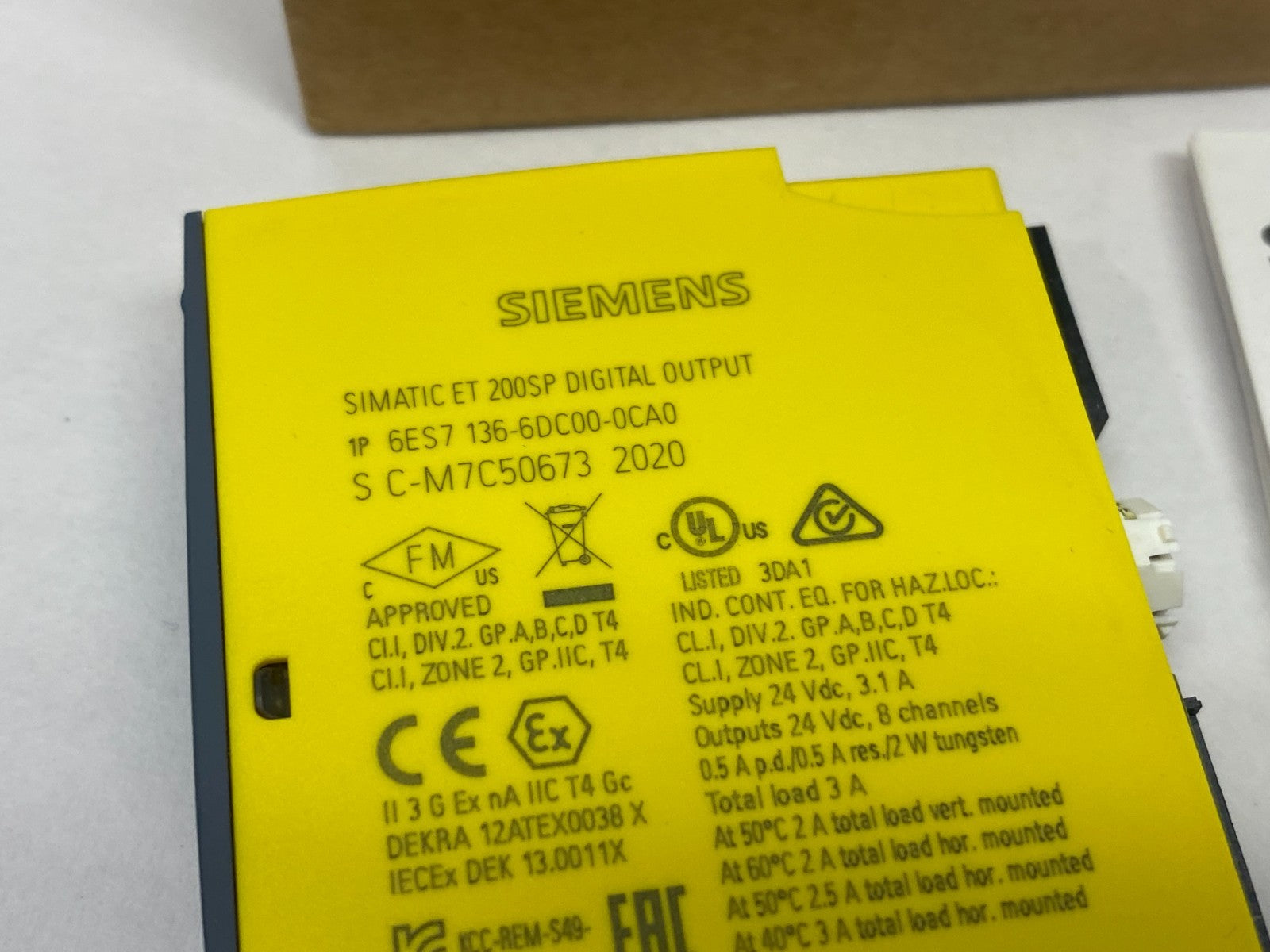 Siemens 6ES7136-6DC00-0CA0 SIMATIC ET200SP Dig. Output Module F-DQ 4X24 V DC/2A - Maverick Industrial Sales