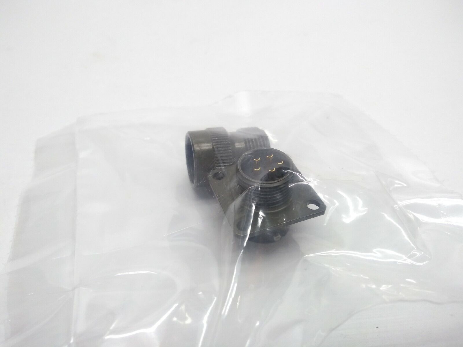 Amphenol PT00A-10-5S Circular MIL Spec Connector 5P Sz 10 Wall Mount Receptacle - Maverick Industrial Sales