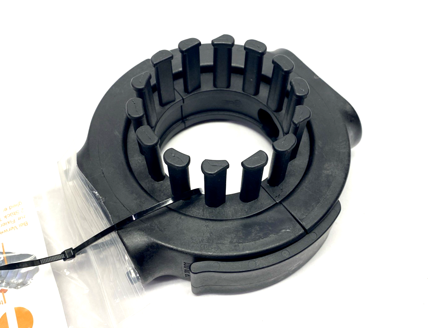 Igus TR.70.01 Triflex Standard Mounting Bracket w/ Strain Relief TR.70.001 - Maverick Industrial Sales