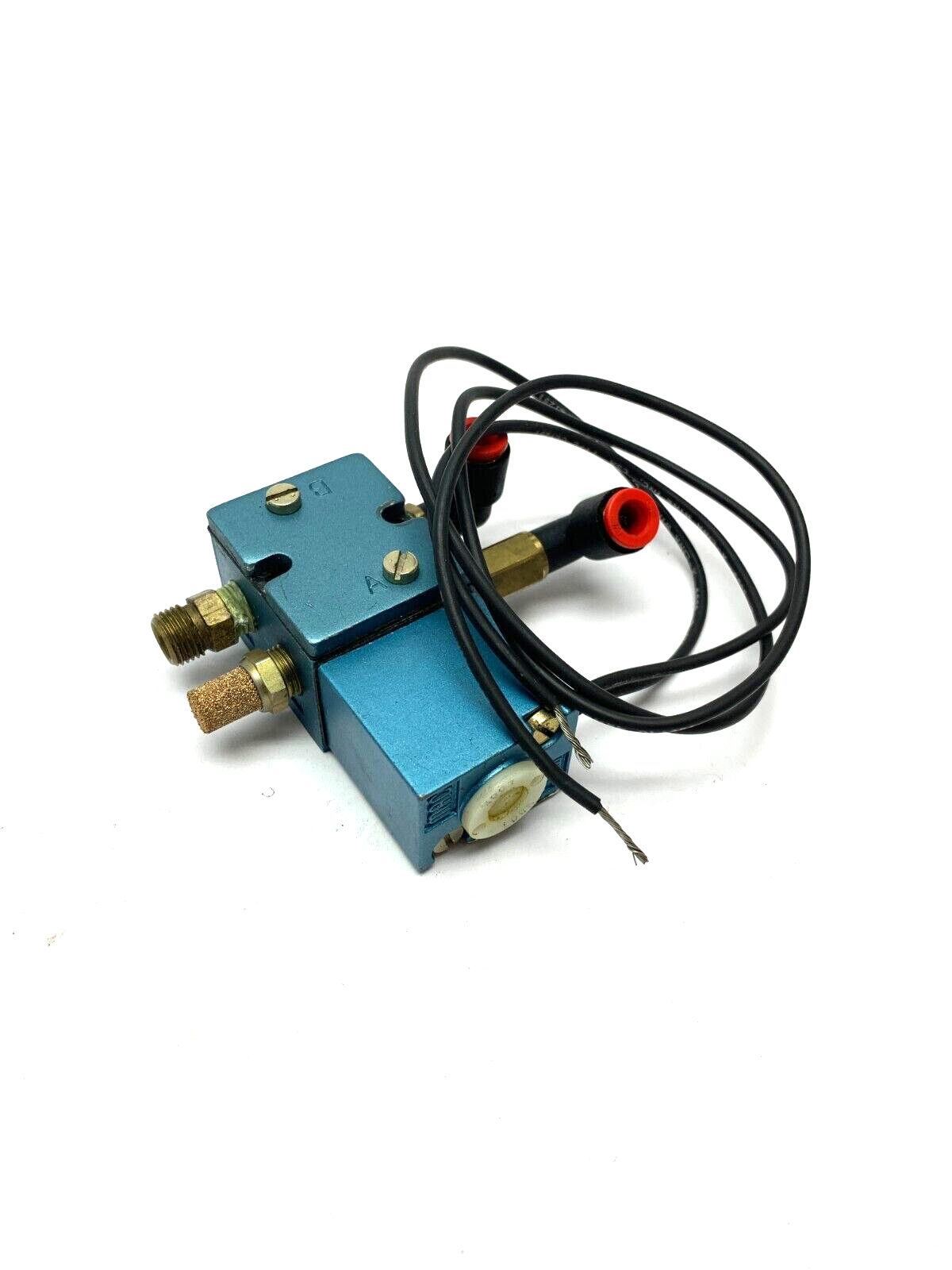 MAC Valves 611B-11-601BA 4-Way Solenoid Valve 12VDC 8.5W - Maverick Industrial Sales