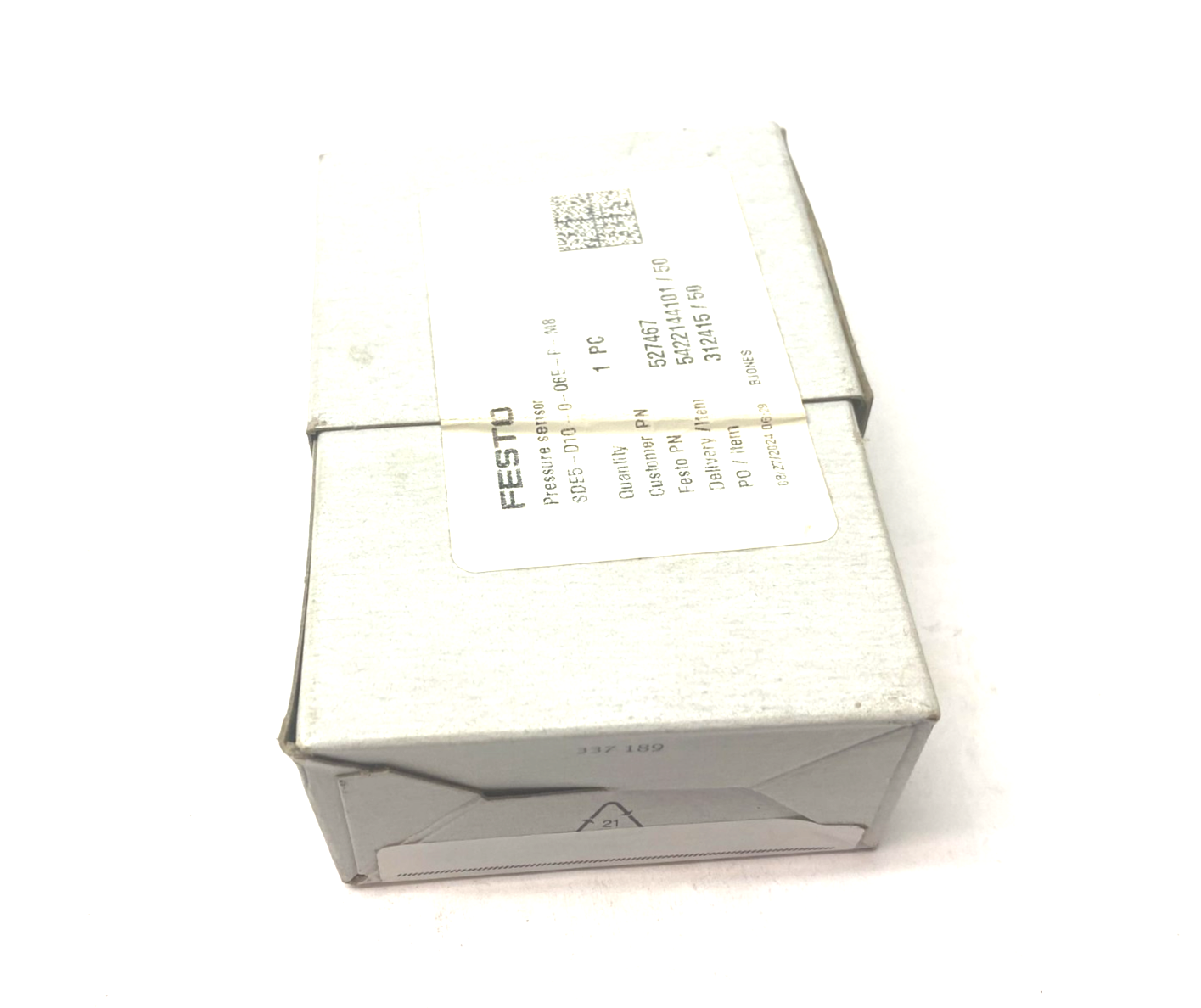 Festo SDE5-D10-O-Q6E-P-M8 Pressure Sensor, N/O Contact, 0-10bar 527467 - Maverick Industrial Sales