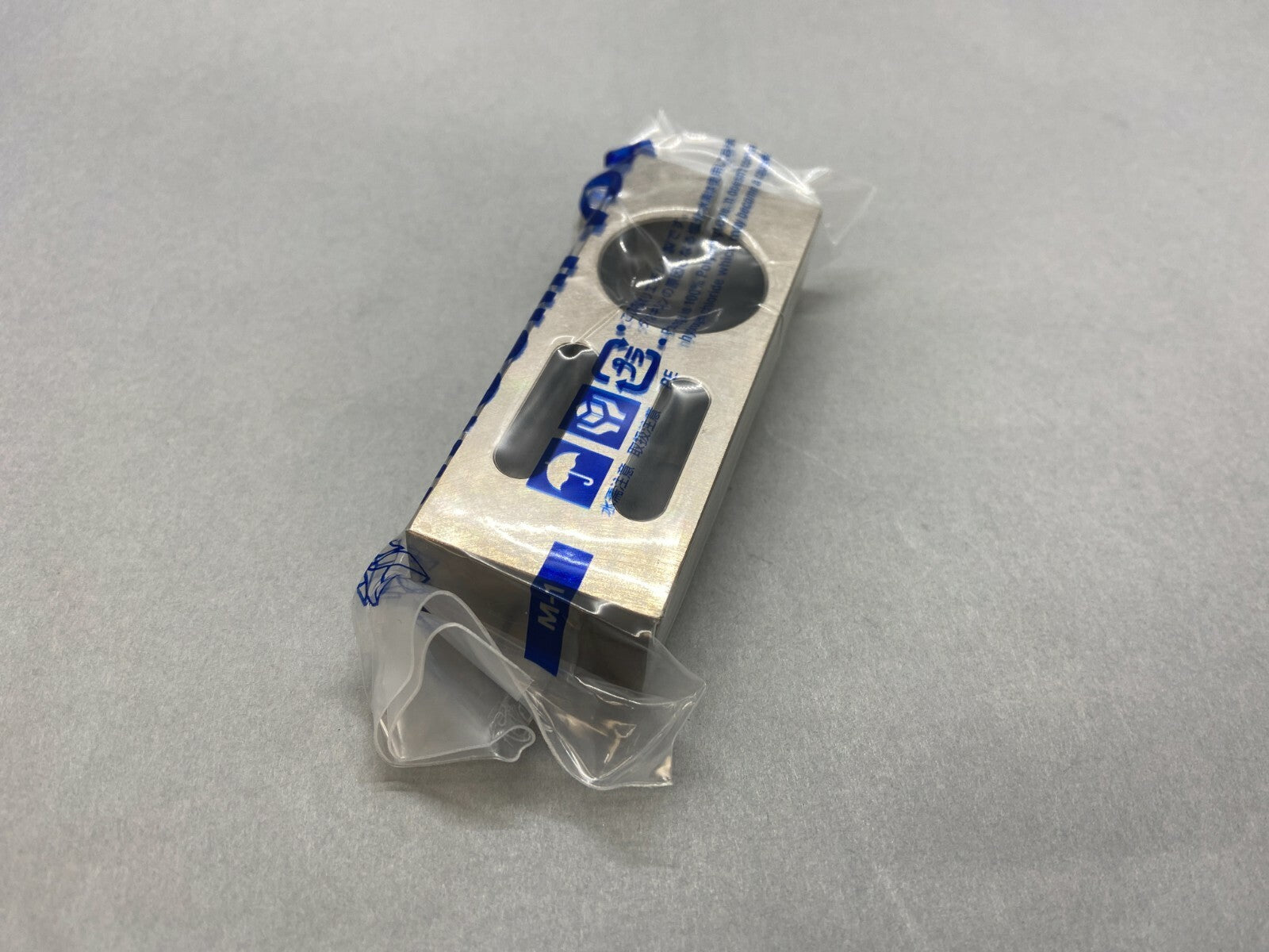 Misumi MMCU25 Slotted Hole Strut Clamp 25mm Post Diameter - Maverick Industrial Sales