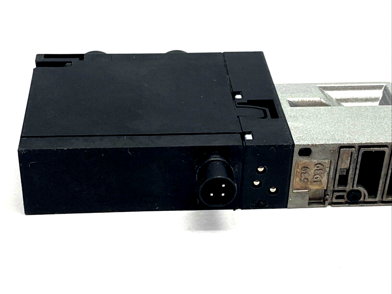 Festo VSVA-B-B52-ZD-A2-1T1L Air Solenoid Valve 5/2 Bistable 539182 - Maverick Industrial Sales