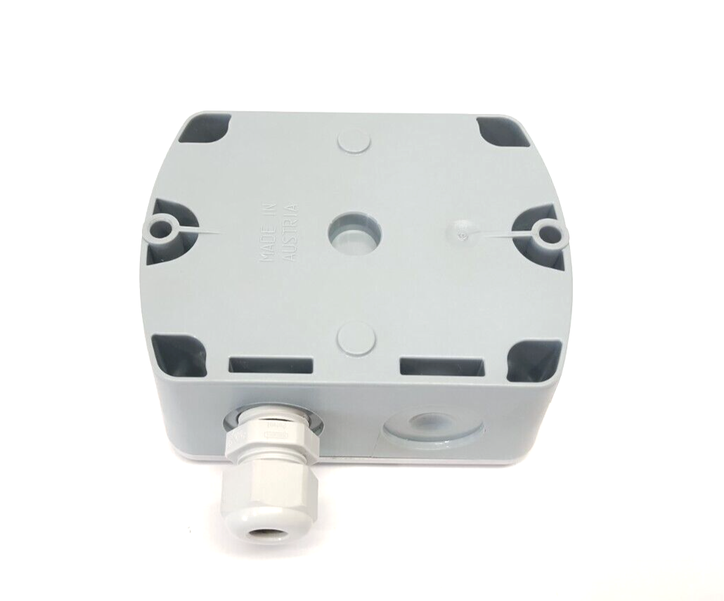 E+E Elektronik EE820 CO2 Sensor Transmitter, 10,000ppm 15-35VDC/24VAC, S89174 - Maverick Industrial Sales