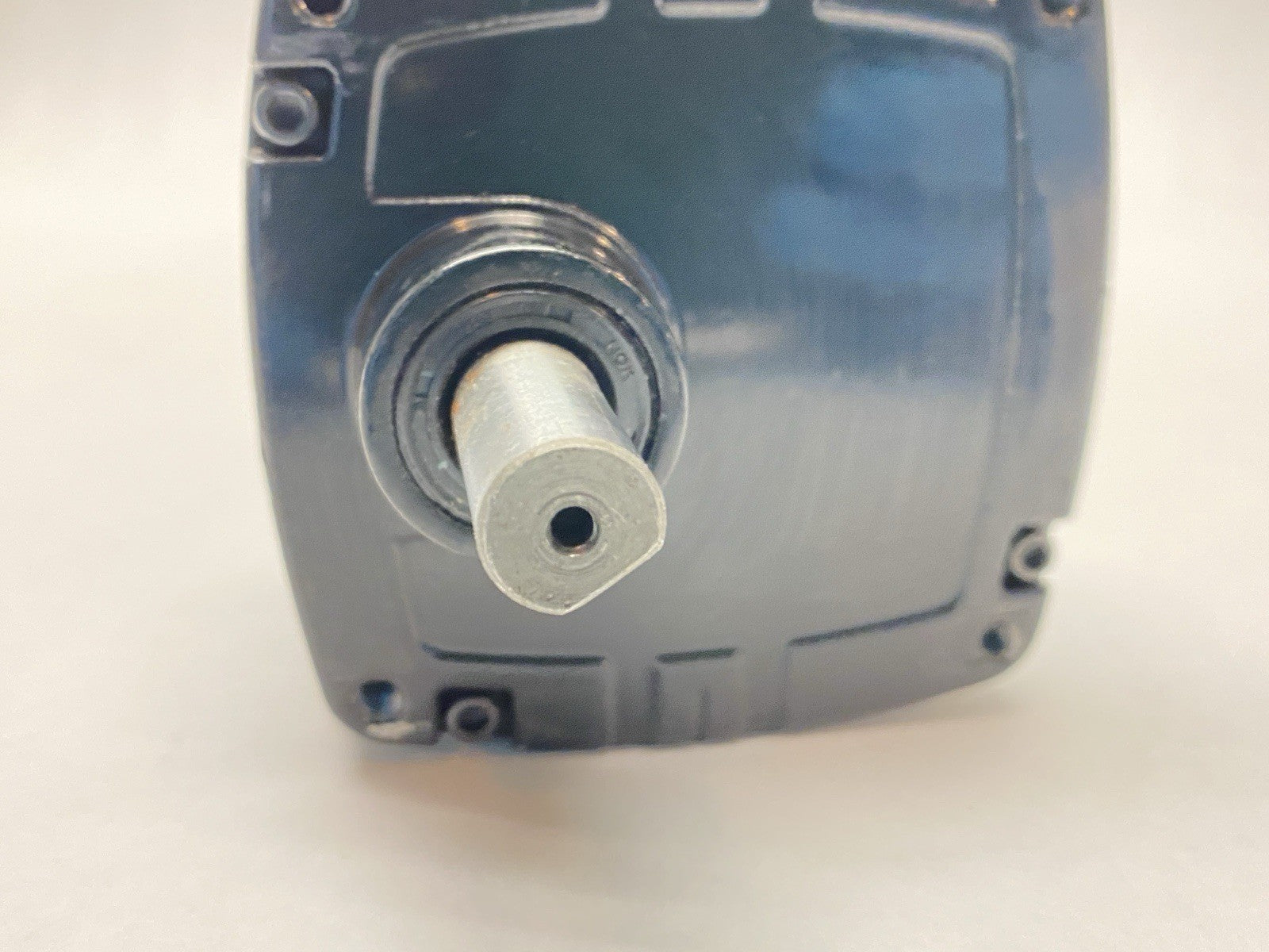 24A2BEPM-D3 | Bodine Electric Parallel Shaft DC Motor 30:1 83rpm 1/29HP 0.30A 130V - For parts or not working - Maverick Industrial Sales