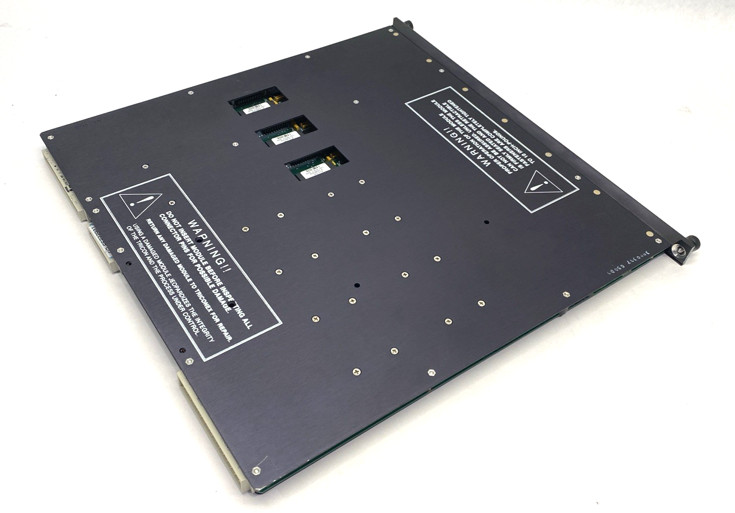 Triconex 3061E Digital Output Module 16-Pt. 115VAC TMR Opto-Isolat - Maverick Industrial Sales