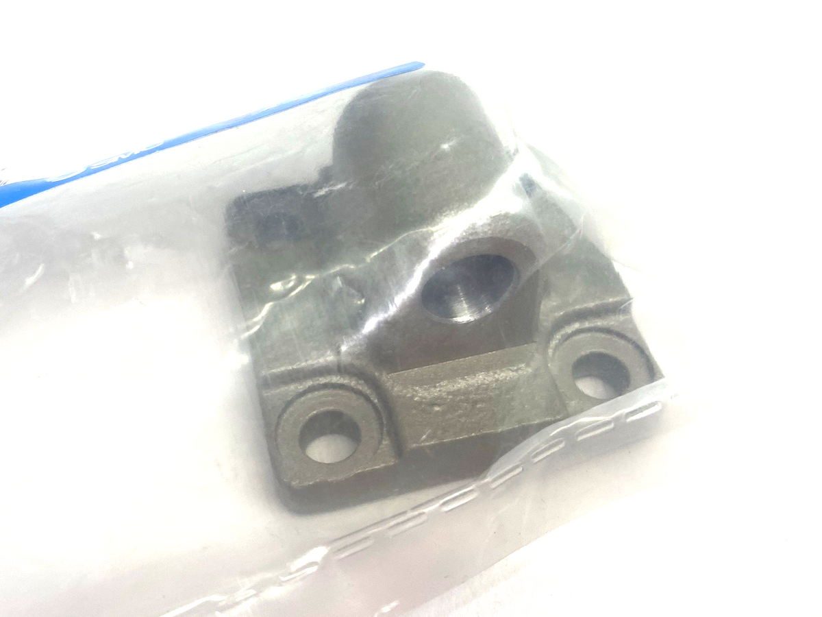 C5032 | SMC Single Rear Clevis NO HARDWARE - New - Maverick Industrial Sales
