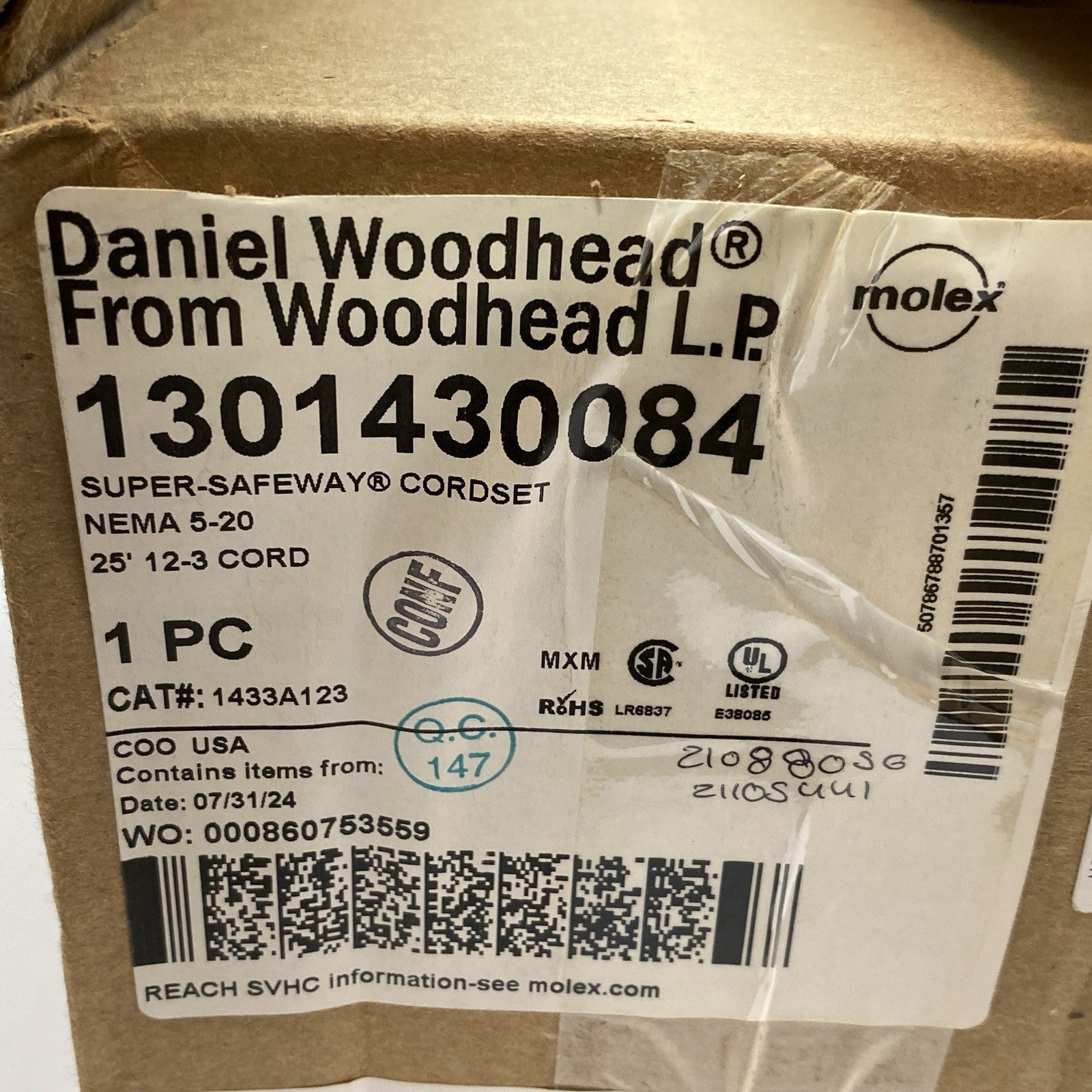 Molex 1301430084 Super-Safeway Cordset NEMA 5-20 25' 12/3 Yellow M-F 12 AWG - Maverick Industrial Sales