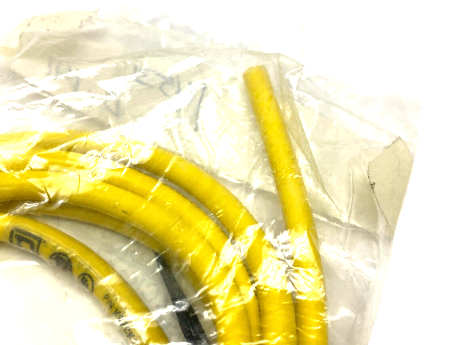 XSZCK111Y | Telemecanique Micro-Change 3-P Straight Cordset Sgl-Ended 6' 250V 4A - New - Maverick Industrial Sales