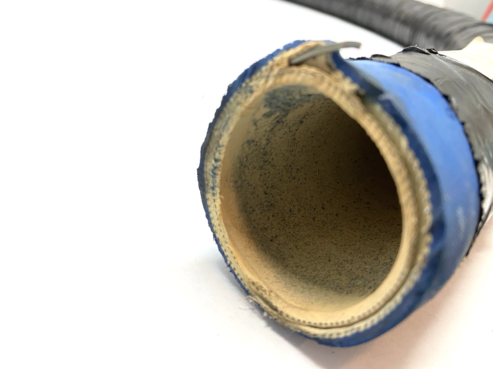 MilkMate 340324 40mm x 5,5/6 Bar BLUE Hose 195cm Length - New – Open box - Maverick Industrial Sales