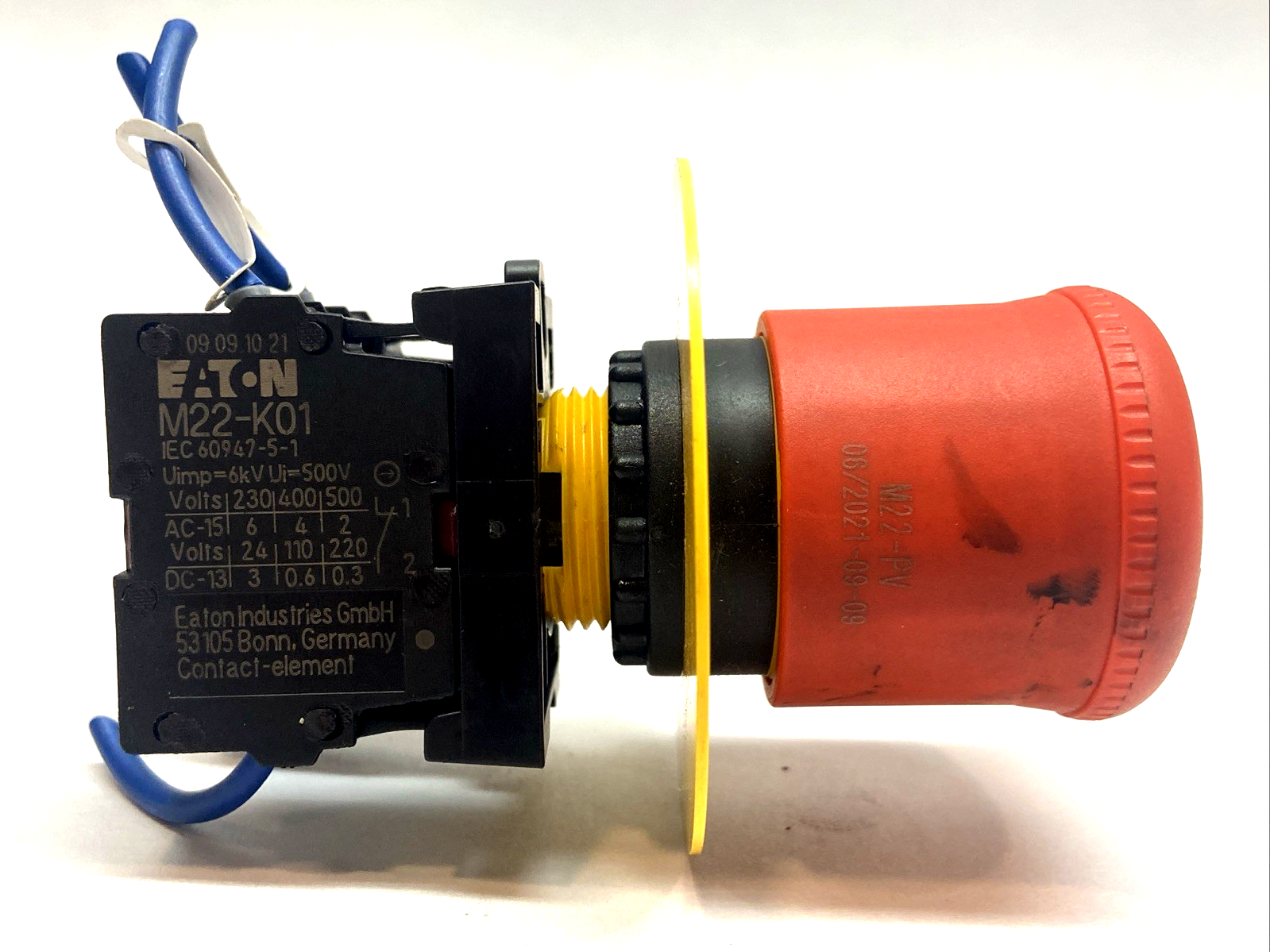 M22-PV | Eaton Emergency Stop Push Button - Used - Maverick Industrial Sales