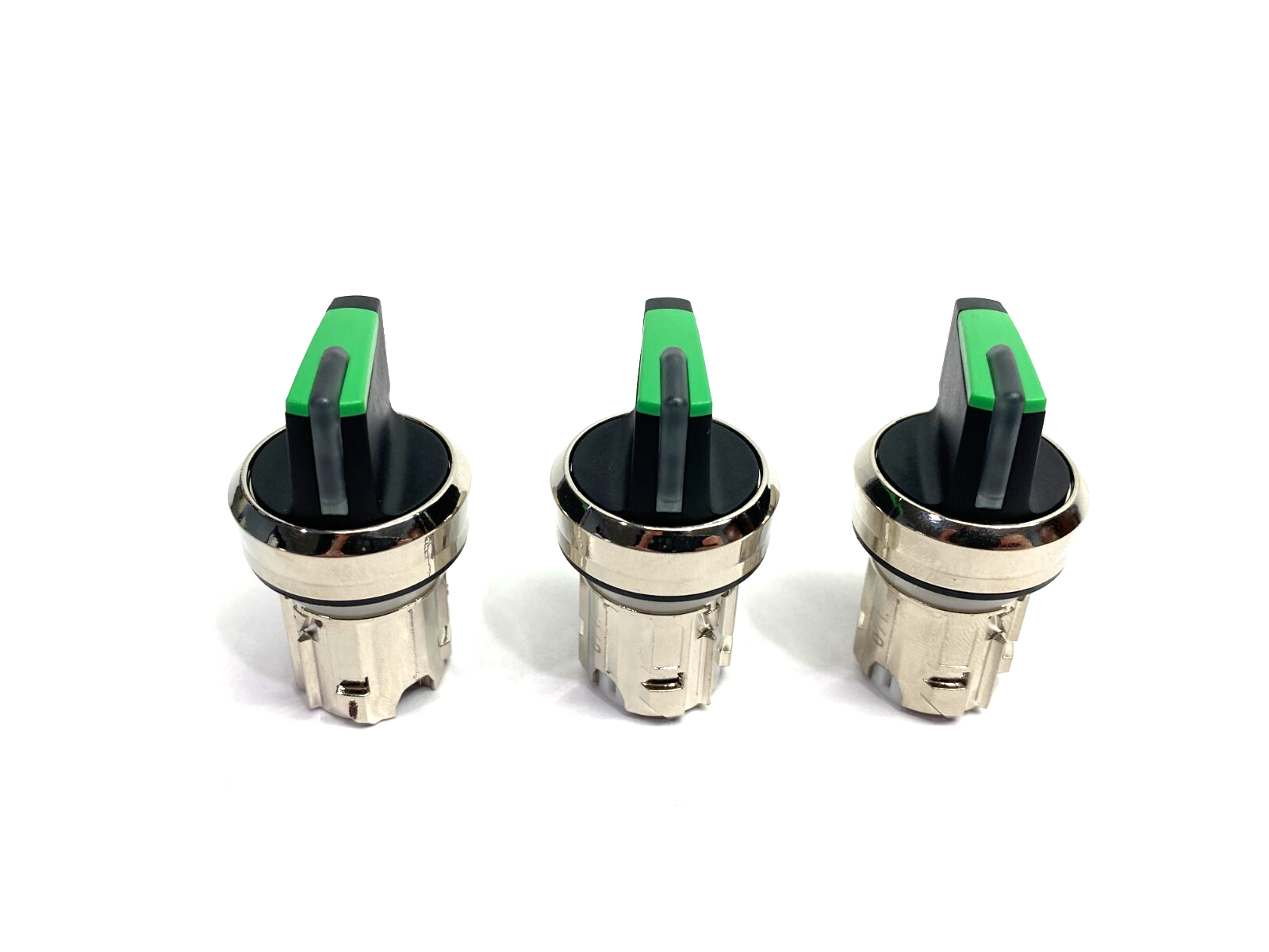 Siemens 3SU1052-2BF40-0AA0 Illuminated Selector Switch Green 2-Pos 22mm LOT OF 3 - Maverick Industrial Sales