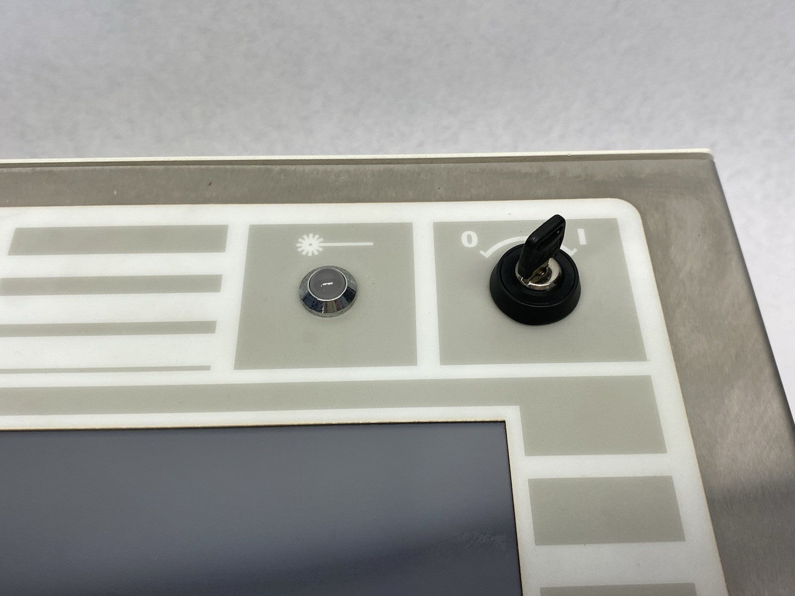 Solaris Laser eSolarMark 30 Touchscreen Interface Master Control Unit - Maverick Industrial Sales