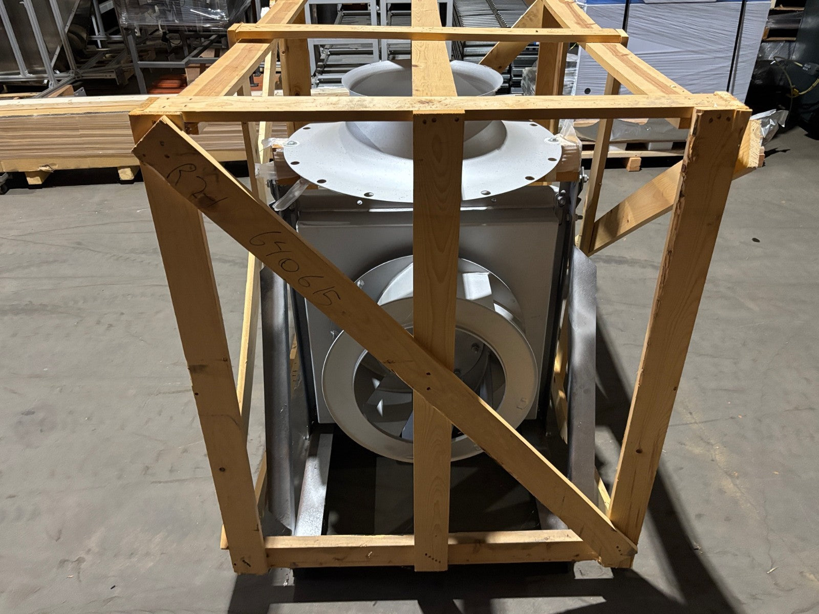 Aerovent CPG-SW High Efficiency Plug Fan, 10 HP, 221 CPG-SW ARR.9 CL.2 HOR CW - Maverick Industrial Sales